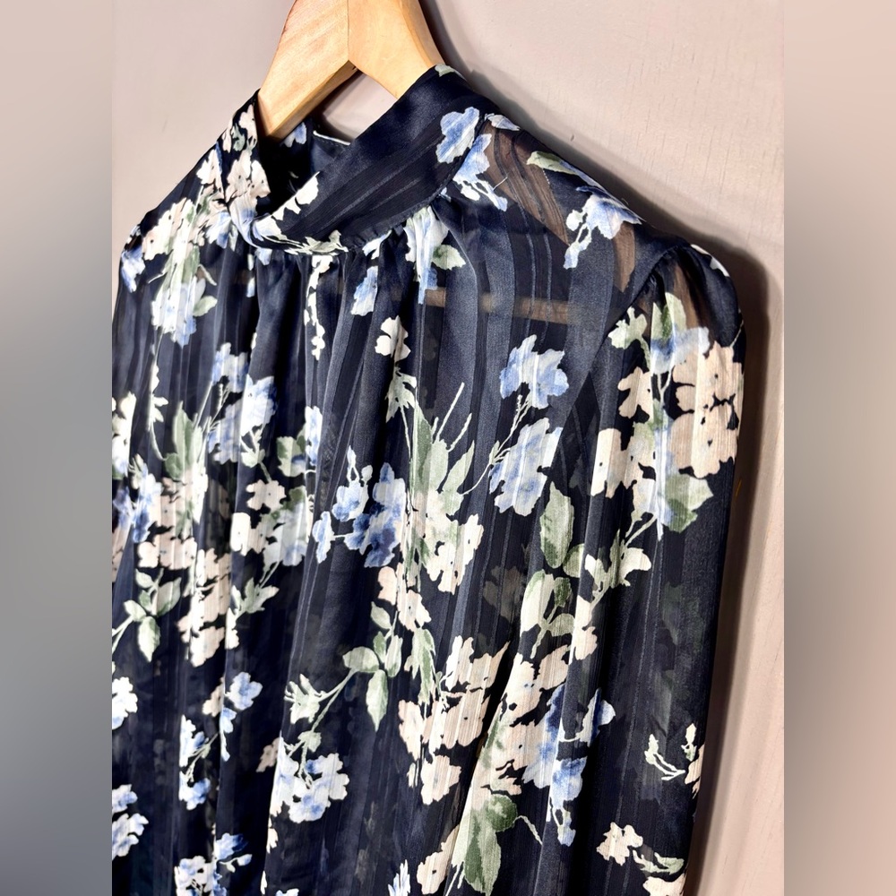 H&M Navy Floral Sheer Blouse - Picture 7 of 10